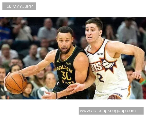 布克批评裁判漏判库里犯规称浪费了宝贵时间和机会