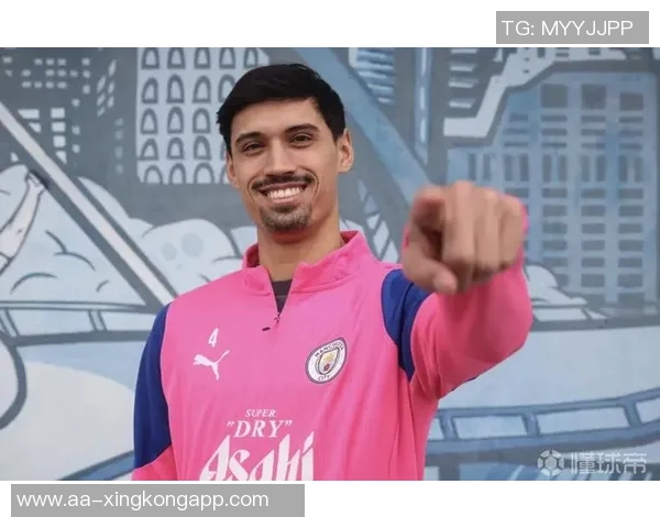 赖因德斯回忆父亲严格管教与兹沃勒踢球打工的艰辛岁月